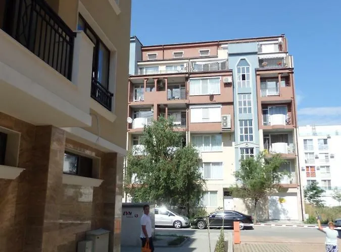 Studio-pomorie Apartment *